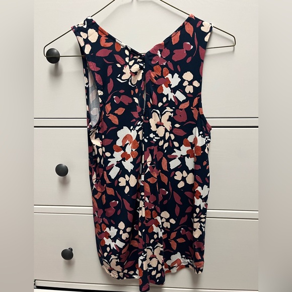 Market & Spruce rank top. Fall colors. Super soft. XSP - Picture 2 of 2